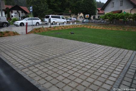 V Motniku namenu predali prenovljeni prireditveni prostor (13)